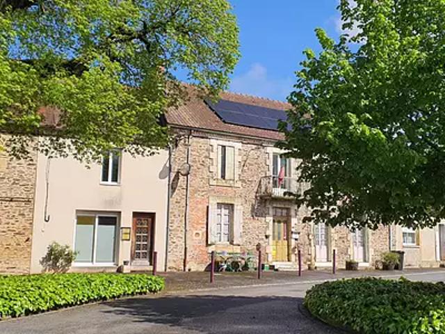 Angoisse 24270 Achat / Vente maison 9 pièces t9 au dernier étage parking