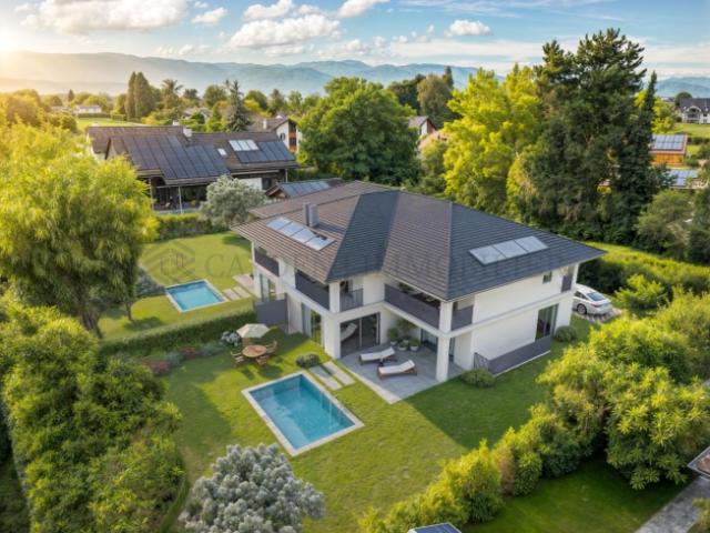 Angrenzende Villa – Grundstück A