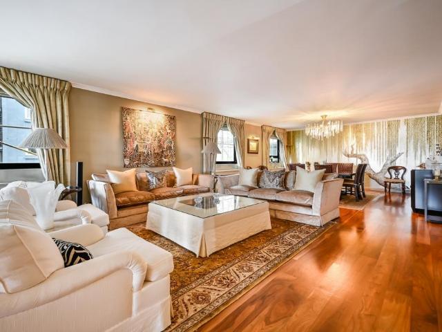 Anhalt Road London. SW11 4 bed apartment to rent £16,500 pcm £3,808 pw