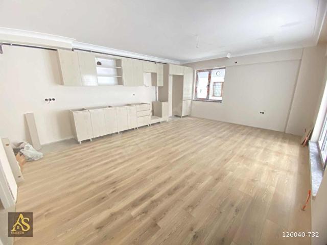 ANITTEPE' DE GENİŞ TERASLI 1+1
