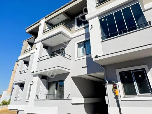 Anka Emlaktan Gaziosmanpaşa' Da 2.kat Kiralık Sıfır Daire 1+1