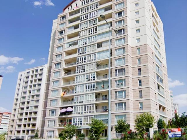 Anka Konutları 4+1 Site İçinde Satılık Daire