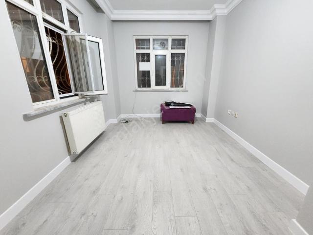 Ankadan Fırsat! Bulgurlu Merkez Metroya Yakın Kiralık 2+1
