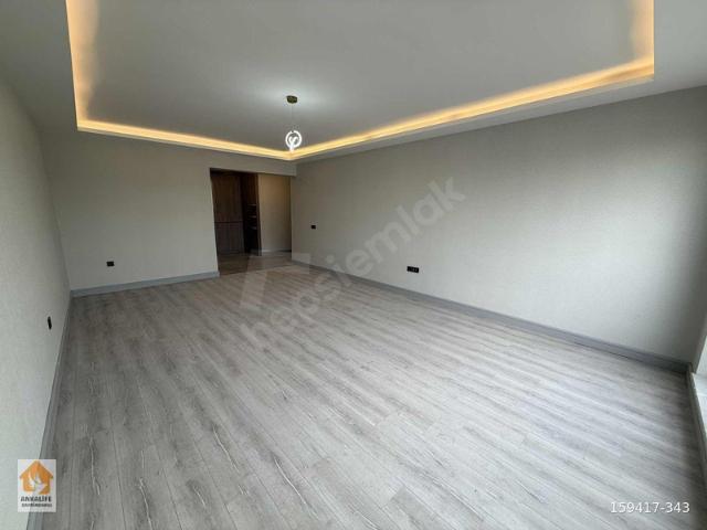 ANKALİFE'TAN İSTANBUL YOLU YAKINI KATTA 2 DAİRE KİLERLİ 4+1