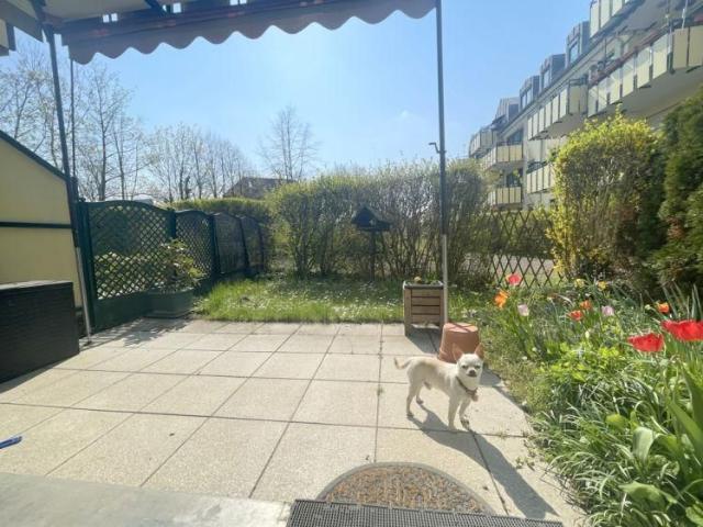 AnKaSa Immobilien*EG Terrassenwohnung+Garten*2 Zimmer*Wanne*Dusche*EBK mgl