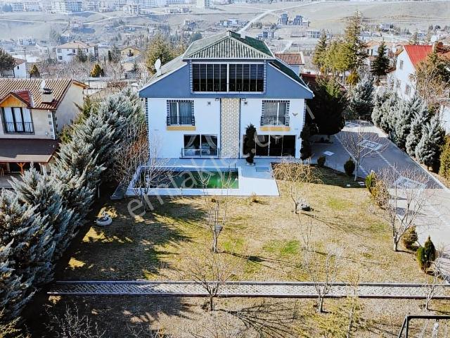 Ankara Akyurt'ta 1300 M2 Arsa İçinde Özel Havuzlu Lüks 6+1 Villa