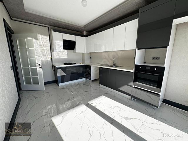ANKARA BULVARINA CEPHE 4.5+1 SATILIK DAİRE