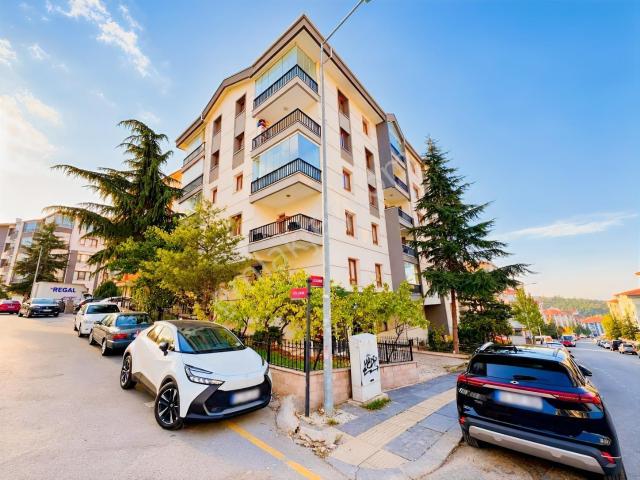 Ankara Dikmen Karapınar Mahallesinde Kiralık 3+1 Daire