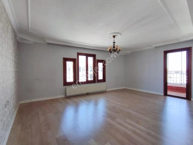 Ankara Esertepe Merkezde 5+1 Asansörlü Çift Girişli Kiralık Dubleks Gata Şehir Hastanesi Yakını