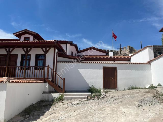 Ankara Kalesi'nde *acil Satılık* Tescilli Müstakil Ev