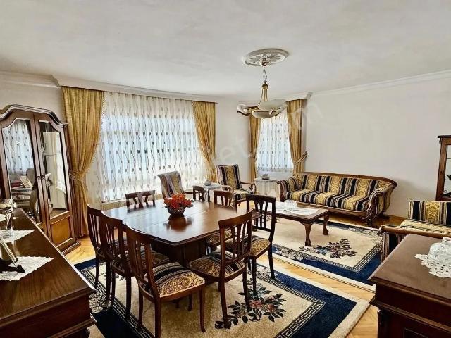 Ankara Keçiören Tepebaşı'nda 250m2 5+2 Dubleks Satılık