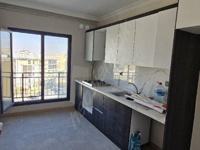 ANKARA İLİ SİNCAN İLÇESİ SARAYCIK 5. ETAP TOKİ KONUTLARINDA 2+1 KİRALIK DAİRE