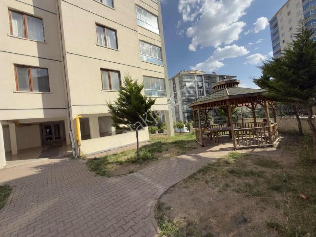 Ankara Manzaralı Satılık 3 + 1 Lüks Daıre
