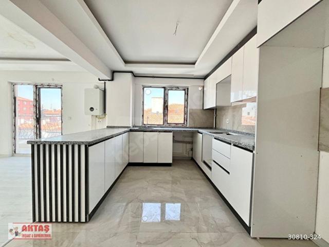 ANKARA MANZARALI GÖRÜLMEYE DEĞER SIFIR FULL YAPILI ASANSÖRLÜ 3+1 TERAS DUBLEX