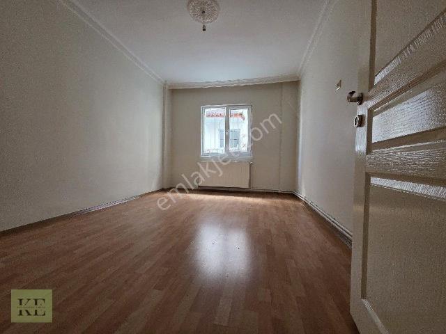 Ankara Sincan Mareşalda 3+1 Yapılı Satılık Daire