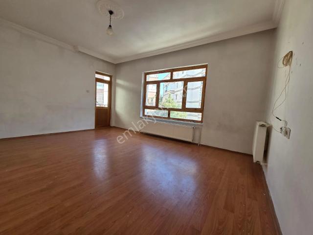 Ankara Sincan Pınarbaşında 2+1 2. Katta Güney Cephe Kiralık Daire