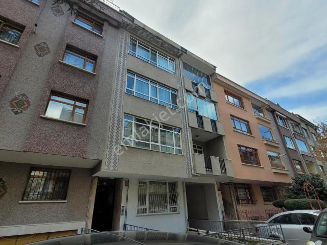 Ankara Yenimahalle'de Metroya 5 Dk Mesafede Ferah 1+1 Kiralık