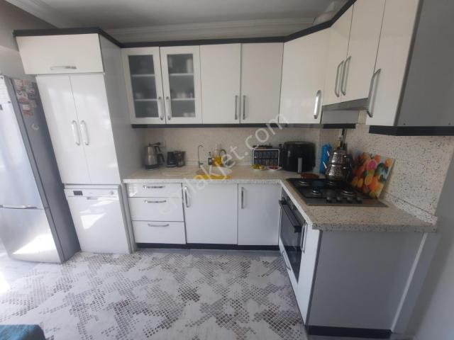 1+1 Takaslı,çankaya Cadde Üstü 3+1 Doğalgazlı masrafsız Kusursuz
