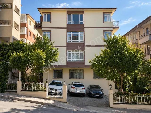 Çankaya Cebeci Mahallesinde Satılık 2+1 Bahçe Katı Daire