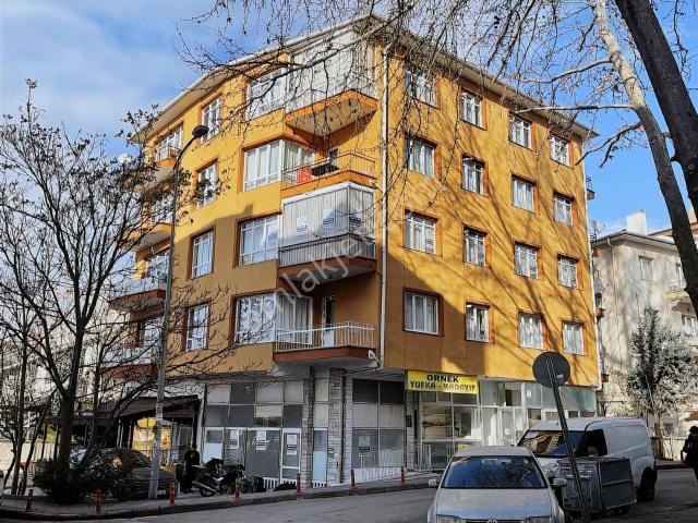 Çankaya Cebeci Mahallesinde Satılık 3+1 Ara Kat Daire