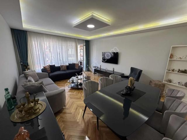 Çankaya Akay'da 110 M2 Full Yapılı 2+1 Satılık Daire