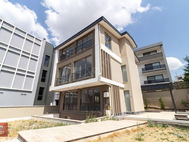 Çankaya Alacaatlı'da Sıfır Kiralık Villa REMAX ENBATI