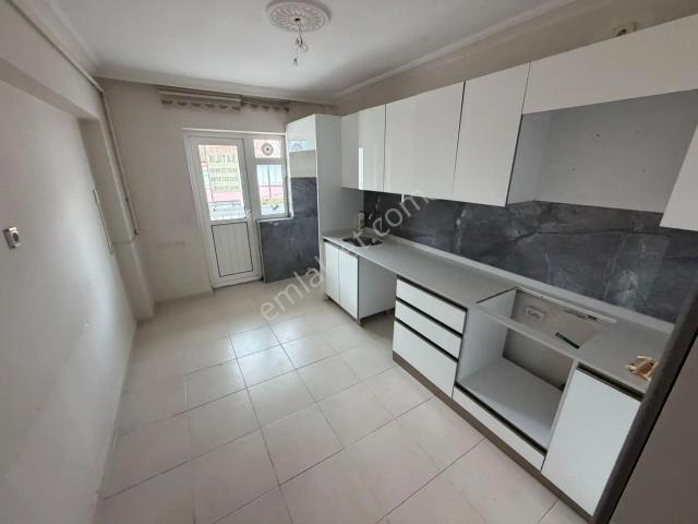 Çankaya Balgat Oğuzlarda Merkezi Konumda Ara Kat 4+1 Satılık Daire