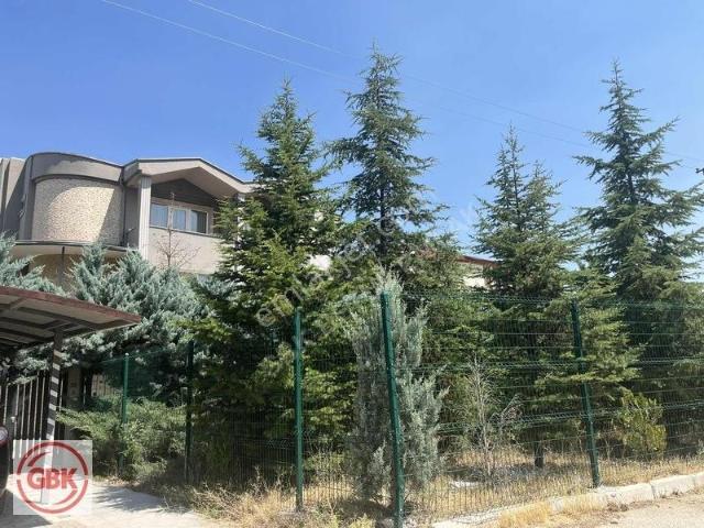 Çankaya Beytepe 4+2 240m2 Site İçerisinde Satılık Villa