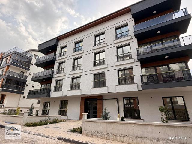 ÇANKAYA GAYRİMENKULDEN YILDIZ KULE YAKINI ARA KATTA İSKANLI 1+1 LÜX YAPILI ÖN CEPHE KOMBİLİ K.GARAJ