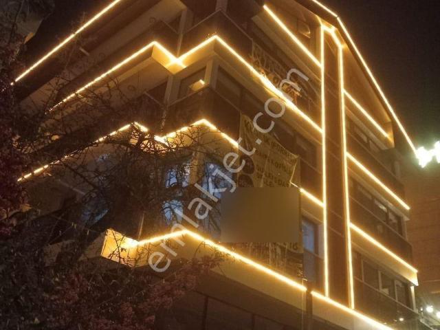 Çankaya Gaziosmanpaşa Nenehatun Caddesi Asansör Garajlı Yeni Binada 60 M2 1+1 Kiralık Ofis İşyeri