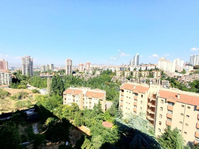 Çankaya Dikmen Caddesine Paralel Ve Dikmen Vadi Manzaralı 3+1