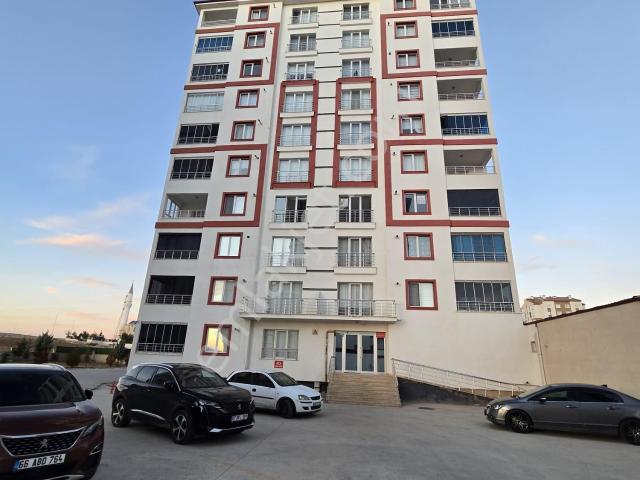 Çankaya Emlaktan Hastane Karşısında Ara Kat Satılık 3+1 Daire