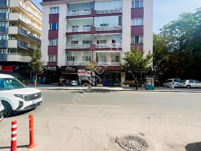 Çankaya Esatoğlu Mah Cadde Üzeri Bakımlı 3+1 Kiralık Daire