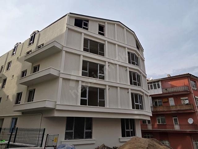ÇANKAYA KURTULUŞ MAHALLESİNDE SIFIR ARA KAT 2+1 DAİRE