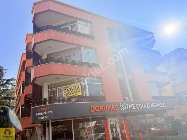 Çankaya Hoşdere Caddesinde Çankaya Lisesi Karşısı 165 M2 4+1 Otoparklı Kombili Satılık Daire