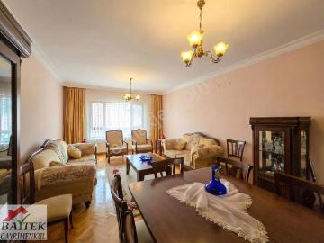 Çankaya Lizbon Caddesinde Malazgirt Bul. Dibinde Full Eşyalı