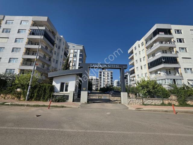 Çankaya Mh'de Havuzlu Site İçi 2+1 100m² 1.kat Kiralık Daire
