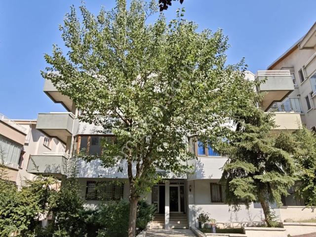 Çankaya Murat Mahallesi'nde Merkezi Konumda 3+1 Kiralık Daire