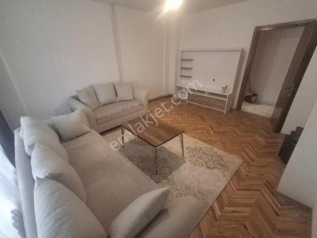 Çankaya Vedat Dalakoy Caddesinde Eşyalı 2+1 Kiralık Daire