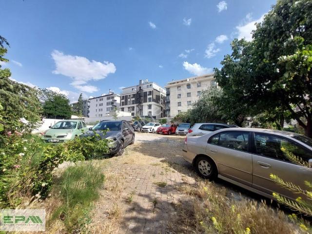 Çankaya Yeşilyurt Sokakta 2+1 Mobilyalı Kombili Daire