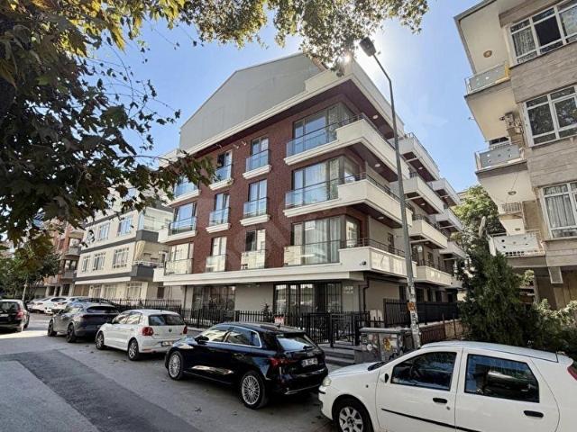 ÇANKAYA YUKARI BAHÇELİEVLERDE BAŞAKTAN 3+1 DUBLEKS TERAS KAPALI OTOPARK
