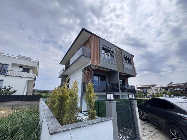 Çankaya'dan Öğretmenlerde Sıfır Ultra Lüks 4+1 Villa