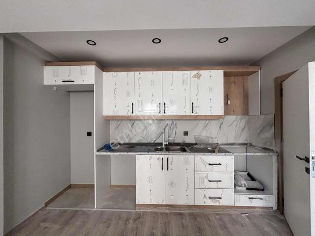 Çankaya'dan Ören Yolunda Fırsat 1+1 60 M2 Daire