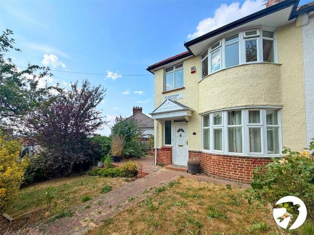 Ankerdine Crescent, London, SE18 3 bed semi detached house to rent £2,100 pcm £485 pw