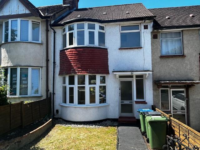 Ankerdine Crescent, London SE18, 3 bed terraced house to rent, £1,800 pcm | PrimeLocation