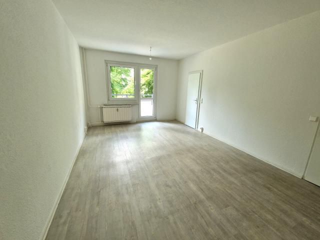 Ankommen und wohlfühlen 3 Zimmer mit Balkon in Berlin Marzahn