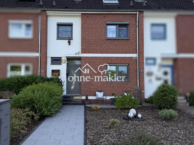 Ankommen und Wohlfühlen – Saniertes Reihenhaus mit großem Pool