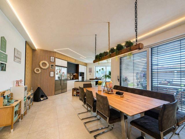 Ankommen & Wohlfühlen: Ihr Traum Bungalow mit Garten, Technik & Komfort