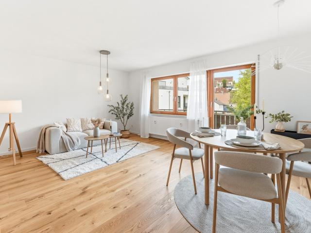 ANKOMMEN. WOHLFÜHLEN*STILVOLL renovierte 2 Zi Wohnung