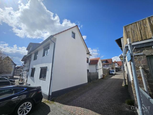 Ankommen, abschalten, wohlfühlen modernisiertes Reihenendhaus mit PV Anlage in Hammersbach